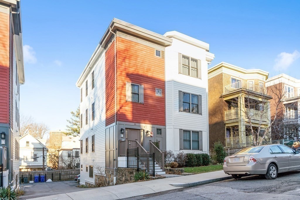 30 Iffley Road, Unit 1 Boston, MA 02130 - Photo 25 of 29