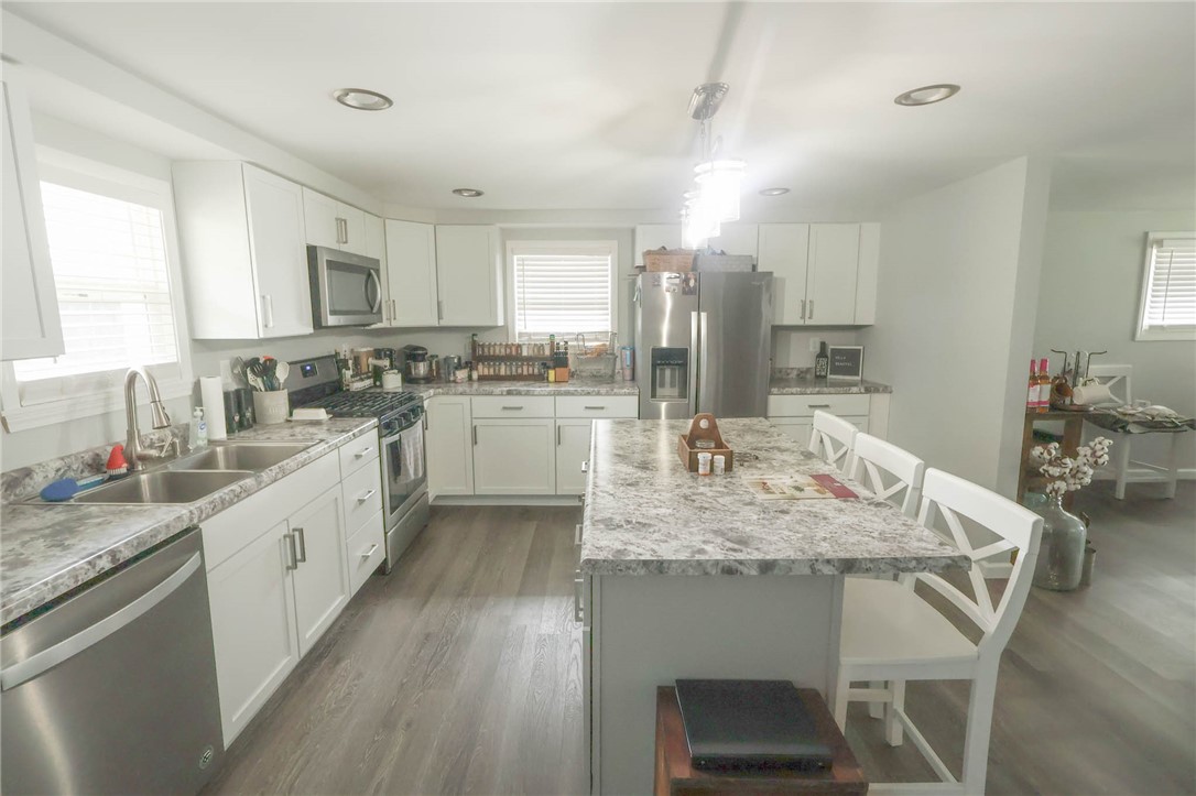 217 Brewer Road Danville, IL 61834 - Photo 8 of 22