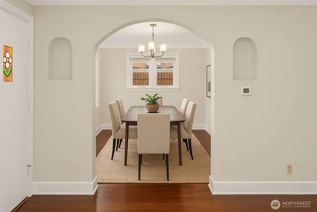 $990,000 | 14008 Stone Avenue North, Seattle, WA 98133