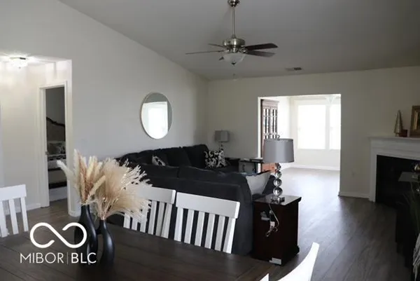 $2,300 | 528 Dylan Drive, Avon, IN 46123