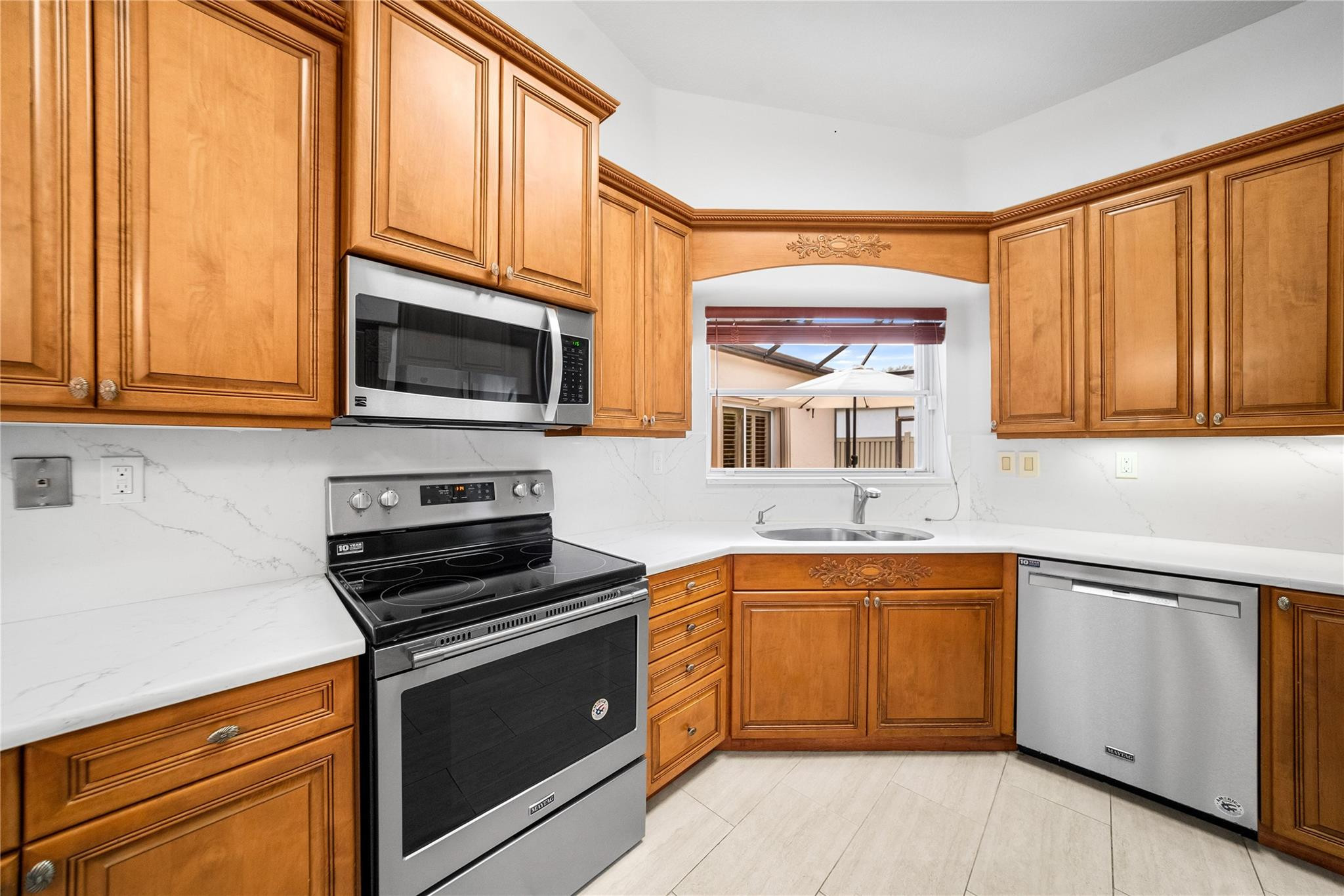 6558 Abbey Road Parkland, FL 33067 - Photo 4 of 52 Photo 4