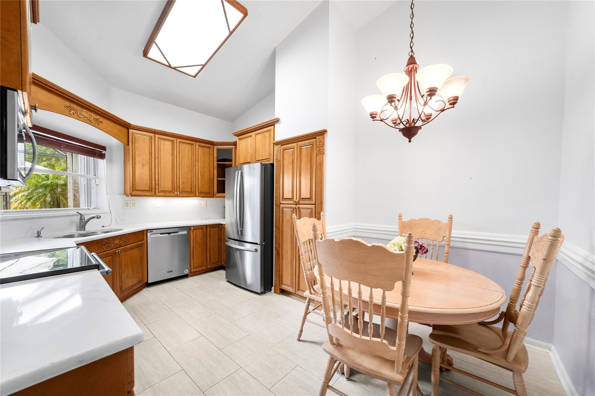 6558 Abbey Road Parkland, FL 33067 - Photo 7 of 52 Photo 7