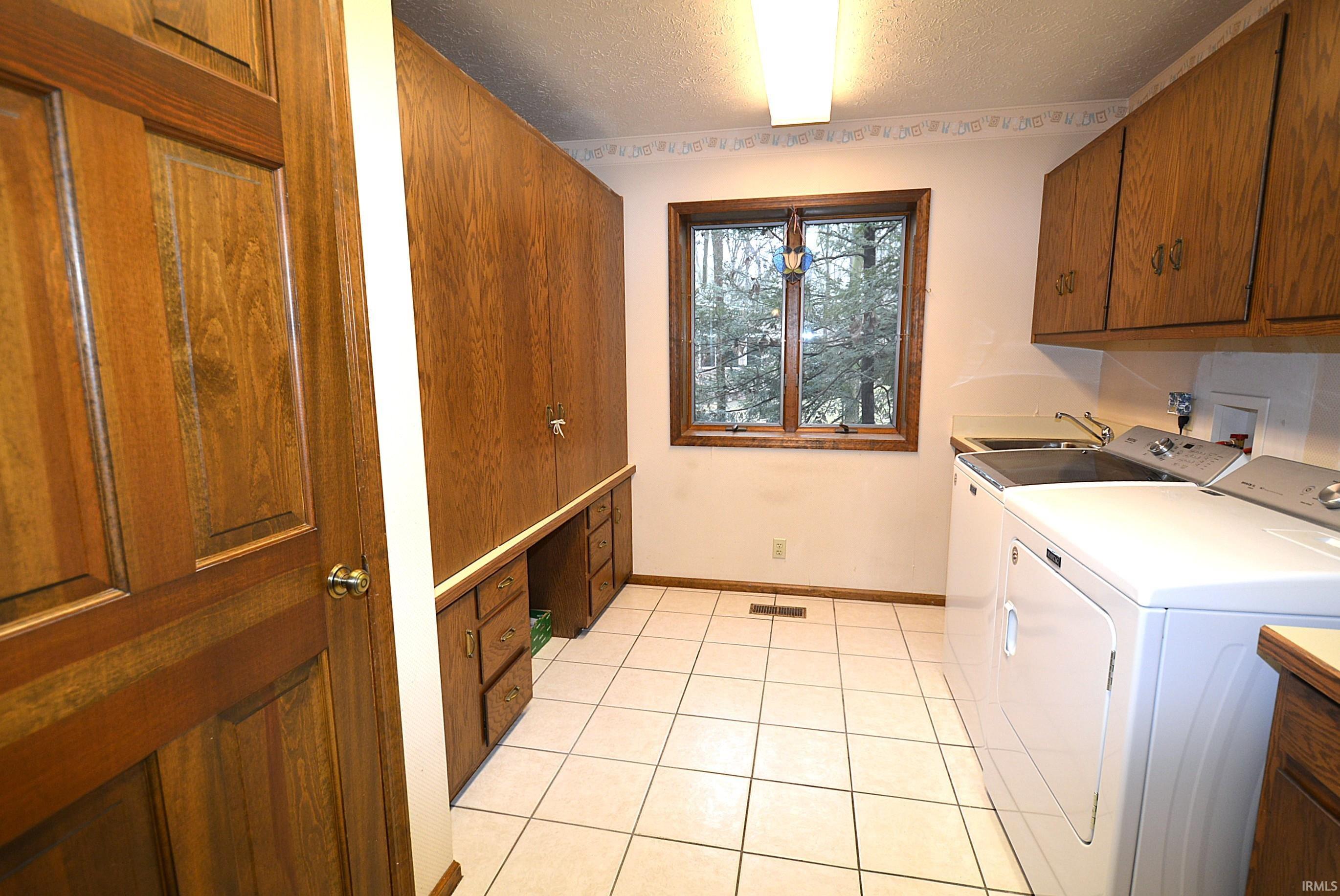 730 Hummingbird Court Lafayette, IN 47909 - Photo 4 of 30