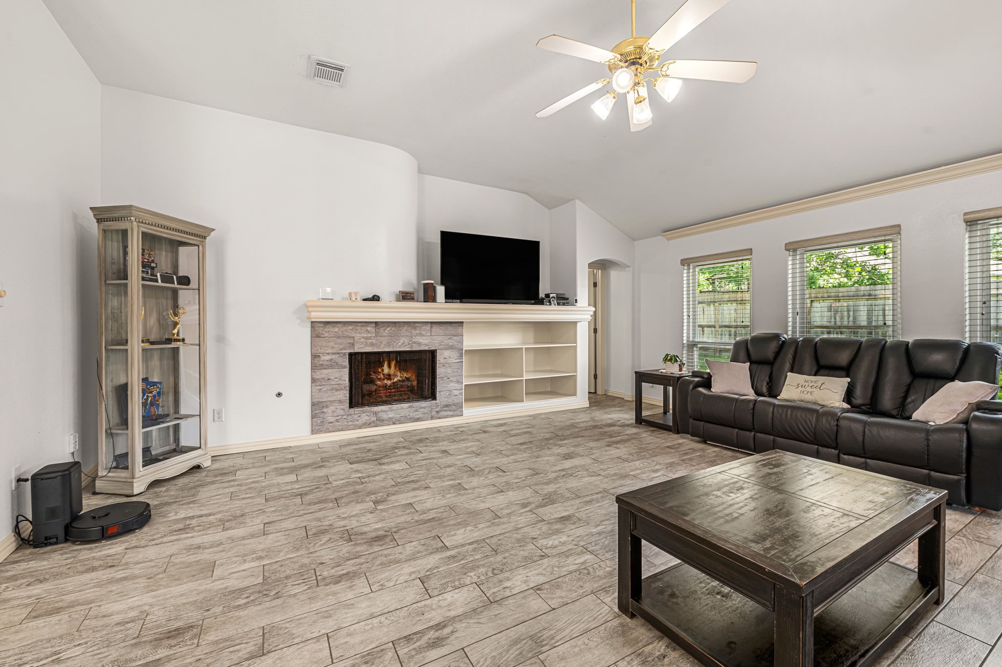 6115 Caroline Green Court Spring, TX 77373 - Photo 7 of 32