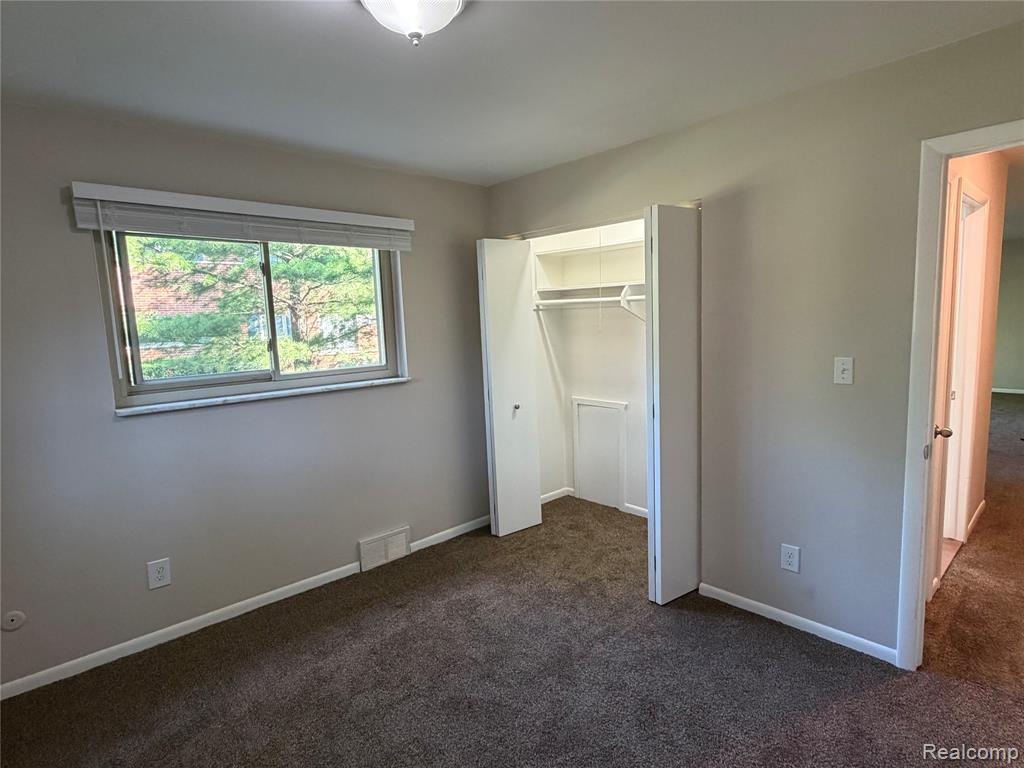 946 North Adams Road, Unit 3 Birmingham, MI 48009 - Photo 9 of 20 Gallery Image 9