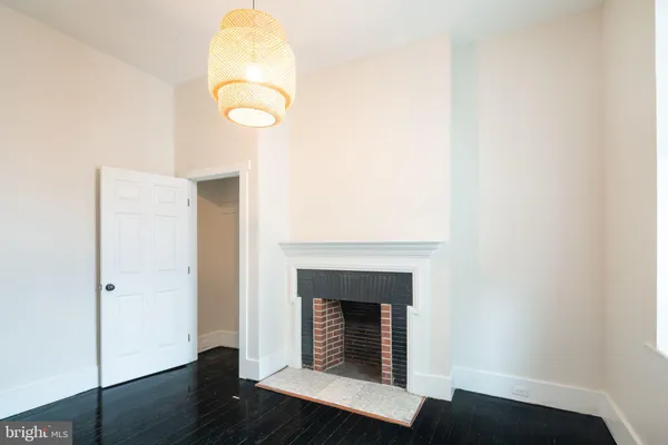 $1,750 | 1836 Delancey Place, Unit 1, Philadelphia, PA 19103