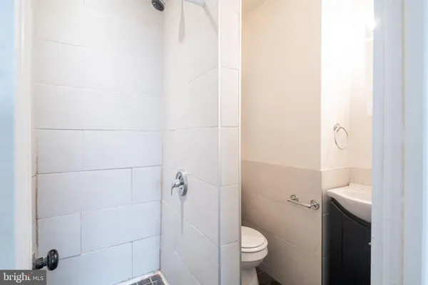 $1,750 | 1836 Delancey Place, Unit 1, Philadelphia, PA 19103