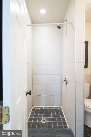 $1,750 | 1836 Delancey Place, Unit 1, Philadelphia, PA 19103