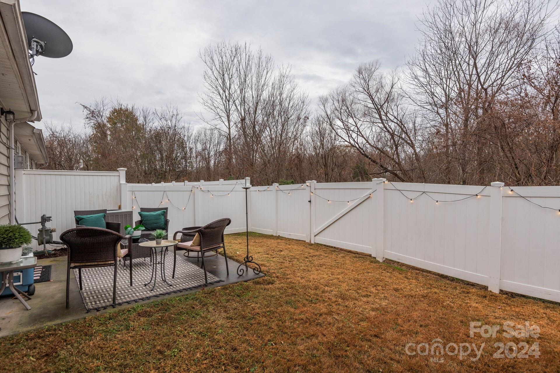 6725 Dusty Saddle Road Charlotte, NC 28277 - Photo 27 of 29 a view of outdoor space yard and patio