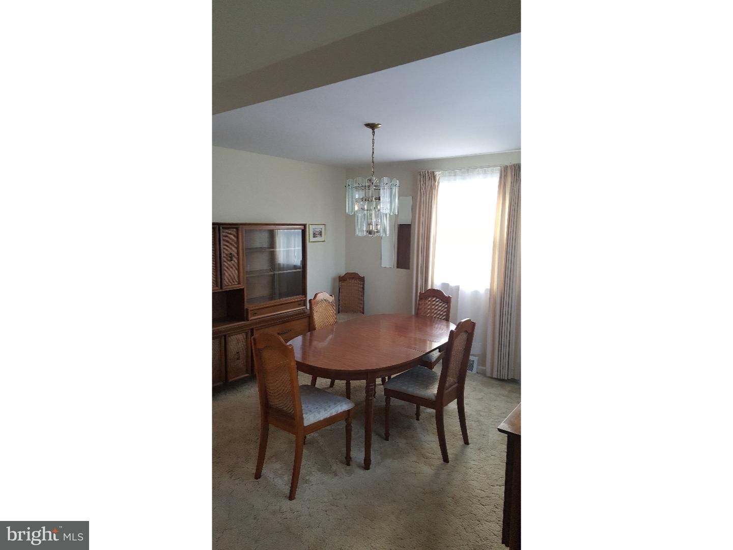 13 Woodhill Road Newtown Square, PA 19073 - Photo 6 of 14 Dining Room