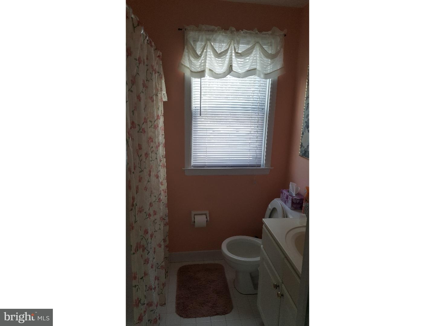 13 Woodhill Road Newtown Square, PA 19073 - Photo 9 of 14 Bathroom