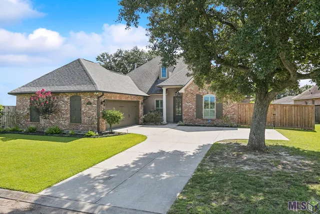 $525,000 | 15254 Positano Court, Prairieville, LA 70769