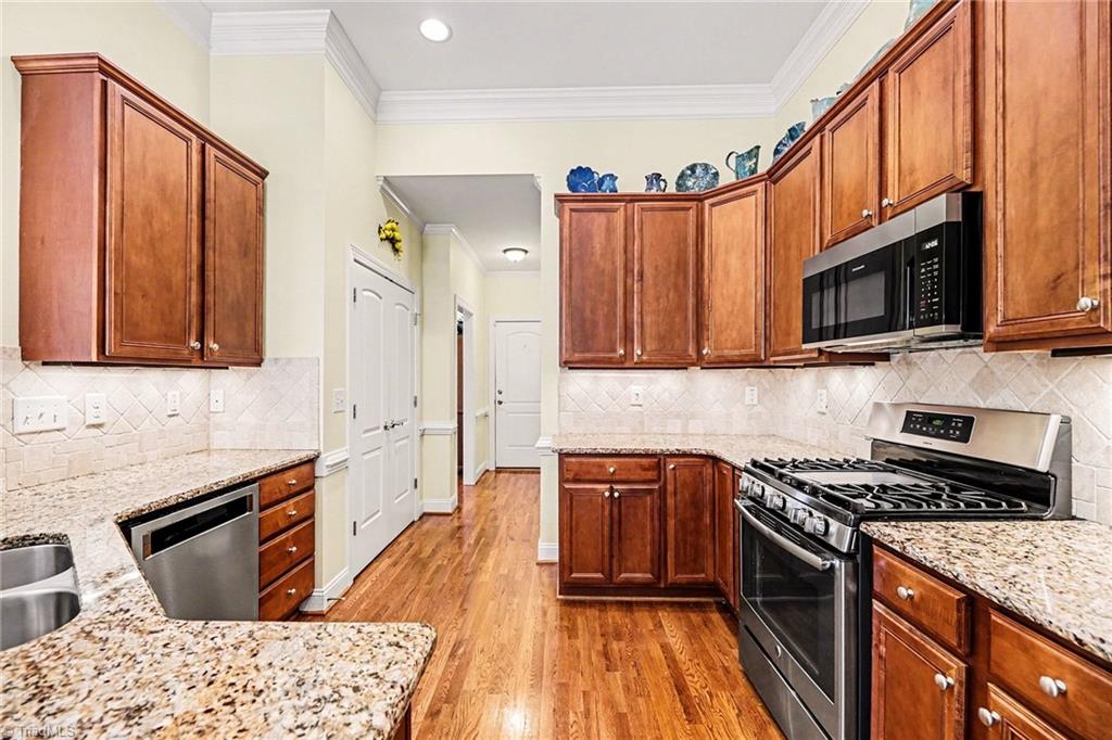 115 Town Pfafftown, NC 27040 - Photo 7 of 29