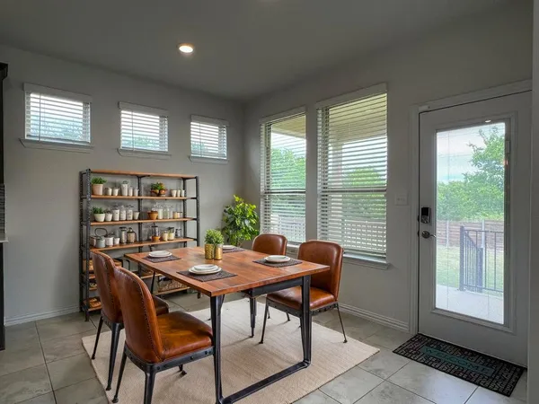 $2,750 | 2018 Matlock Circle, Hutto, TX 78634