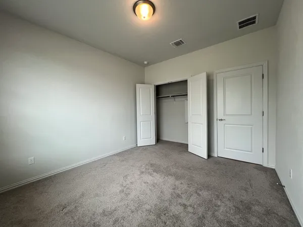 $2,750 | 2018 Matlock Circle, Hutto, TX 78634