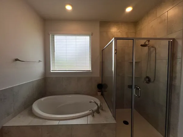 $2,750 | 2018 Matlock Circle, Hutto, TX 78634