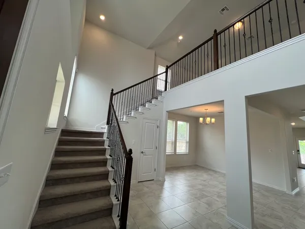 $2,750 | 2018 Matlock Circle, Hutto, TX 78634