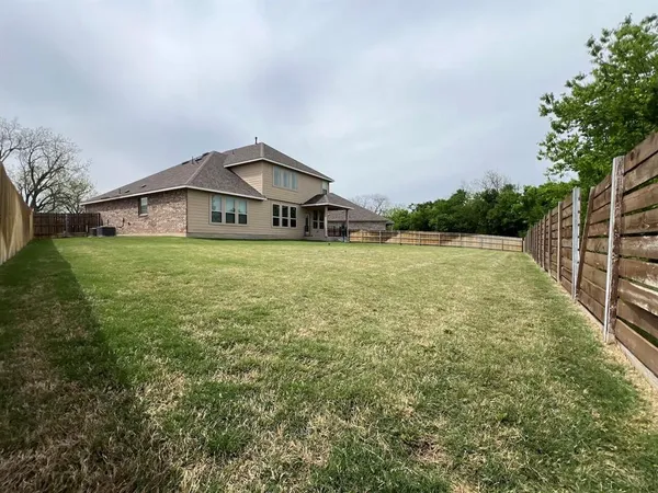 $2,750 | 2018 Matlock Circle, Hutto, TX 78634