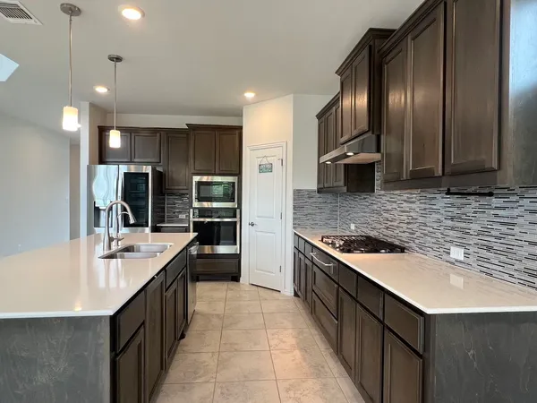 $2,750 | 2018 Matlock Circle, Hutto, TX 78634