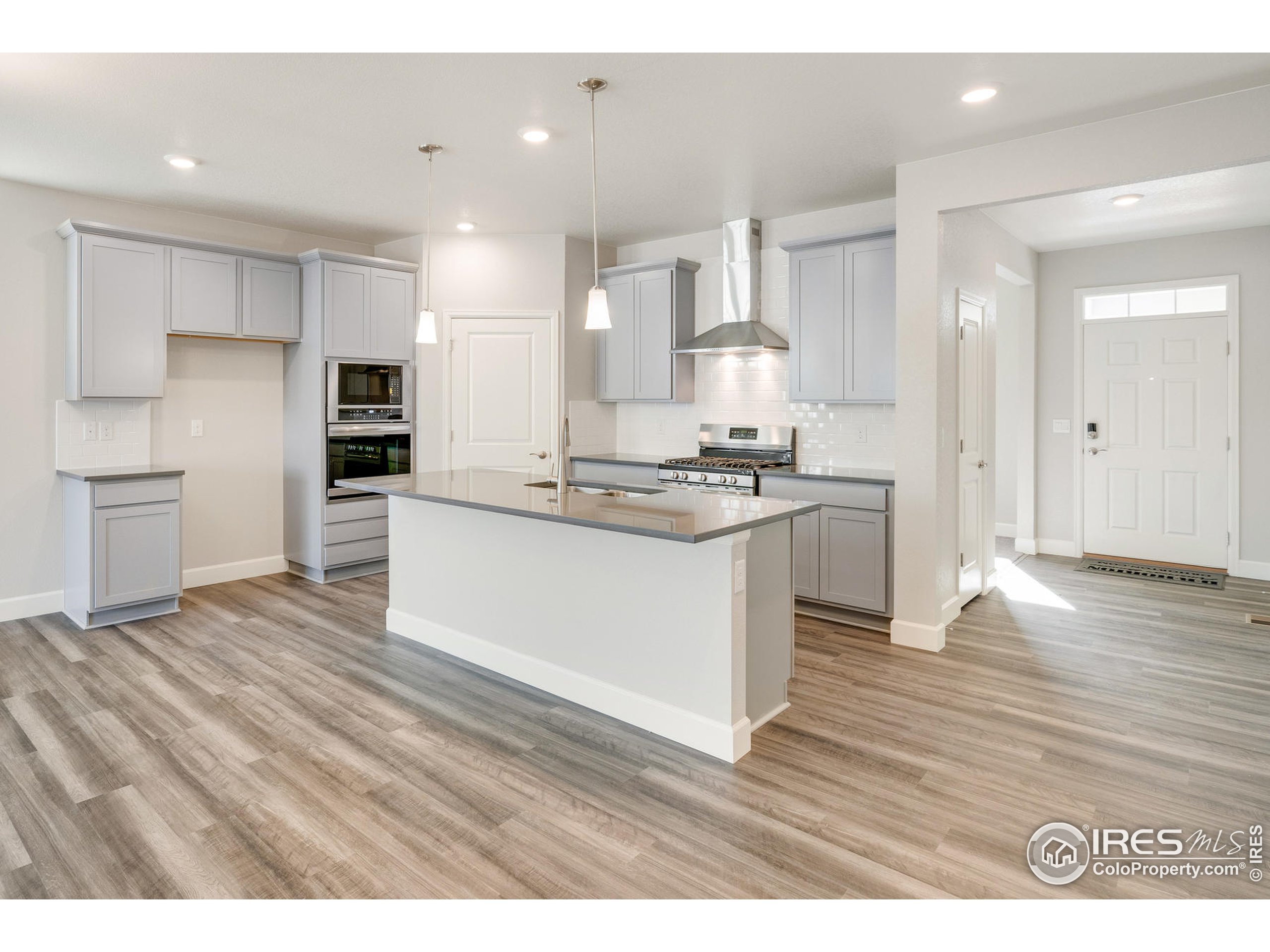 6093 Greybull Road Timnath, CO 80547 - Photo 8 of 36