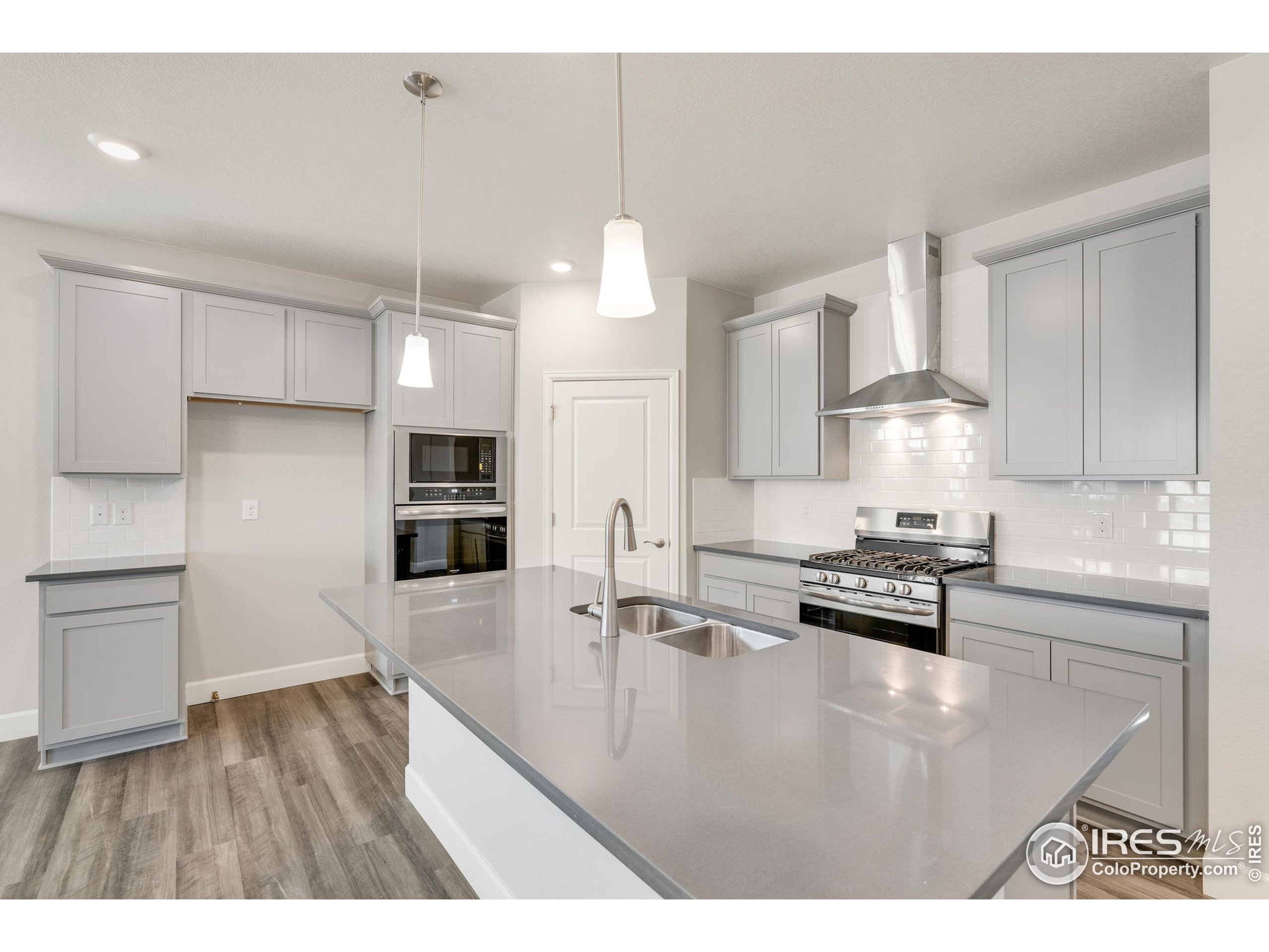 6093 Greybull Road Timnath, CO 80547 - Photo 9 of 36