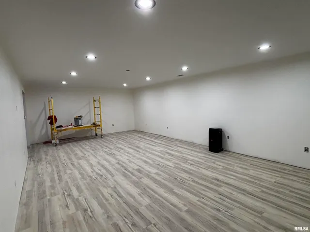 $464,900 | 1819 Zara, Clinton, IA 52732