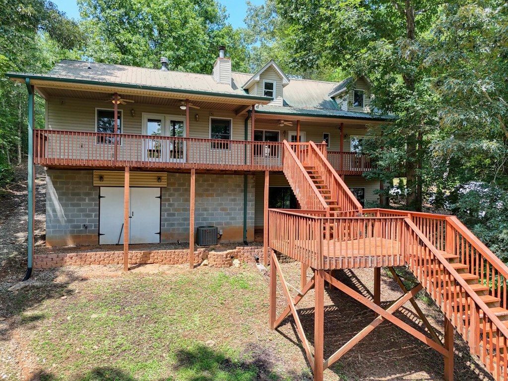 1102 Gibbs Road Blairsville, GA 30512 - Photo 4 of 67 Gallery Image 4