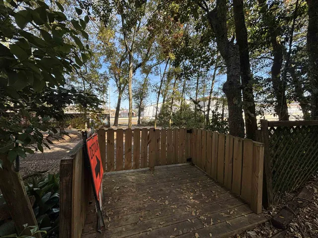 $3,600 | 123 Westridge Drive, Tallahassee, FL 32304