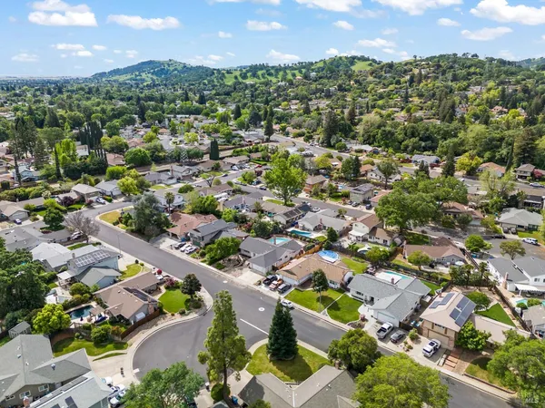 $734,500 | 172 Salinas Drive, Vacaville, CA 95688