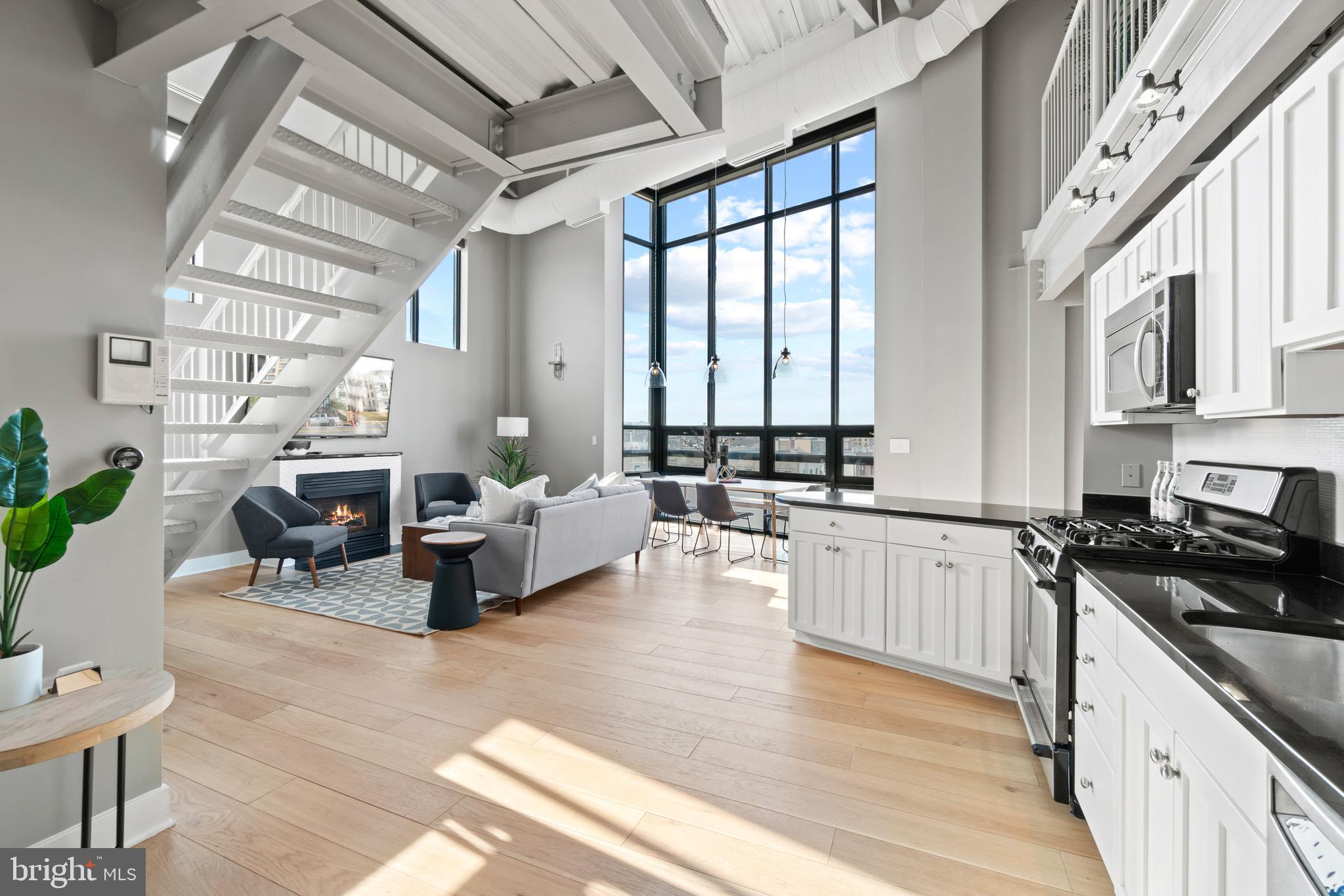 3039 16th Street Northwest, Unit 401 Washington, DC 20009 - Photo 1 of 25 View from entry