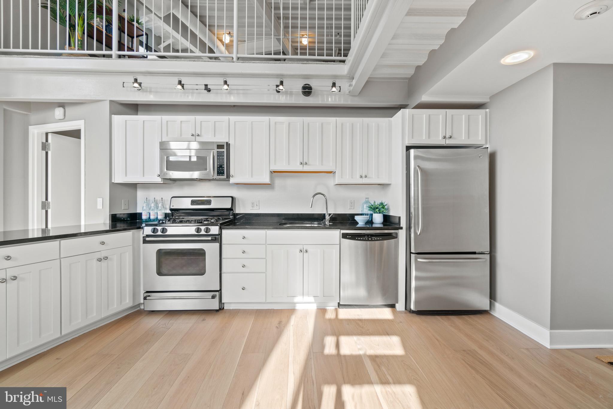 3039 16th Street Northwest, Unit 401 Washington, DC 20009 - Photo 8 of 25 Kitchen