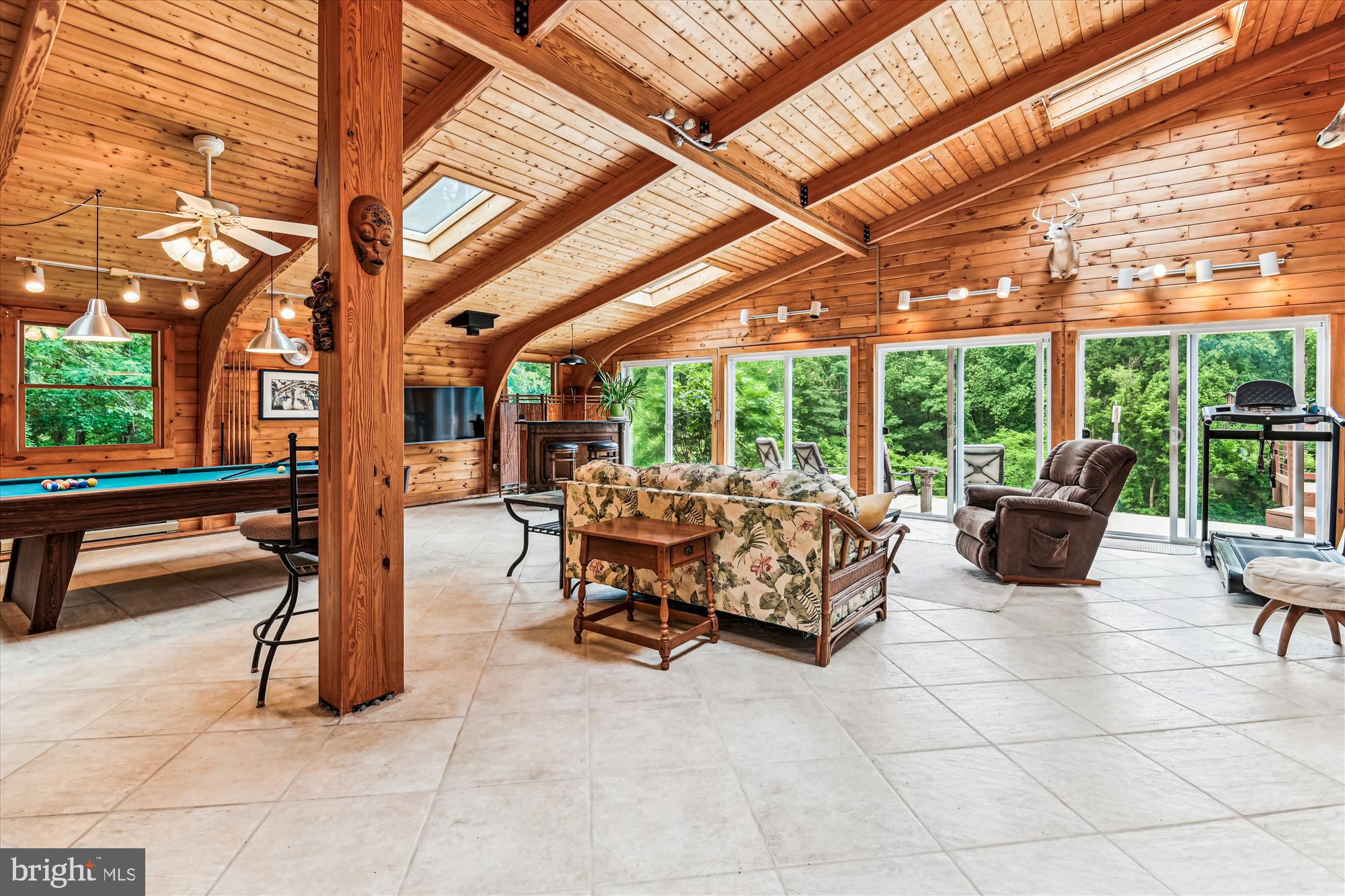 4441 Solomons Island Road Harwood, MD 20776 - Photo 38 of 87 a outdoor space with lots of furniture and garden view