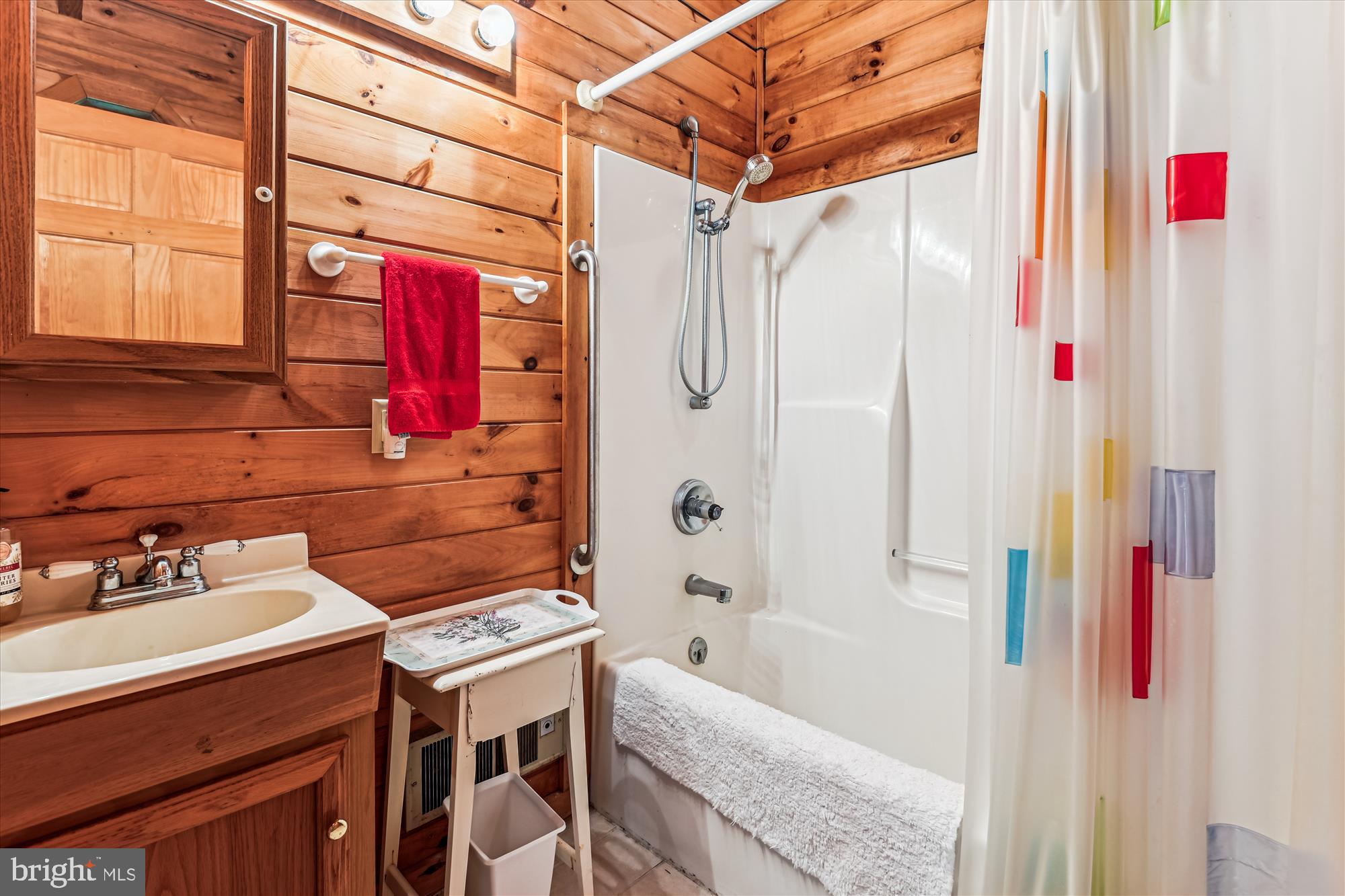 4441 Solomons Island Road Harwood, MD 20776 - Photo 42 of 87 Convenient Pine-Paneled Full Bath