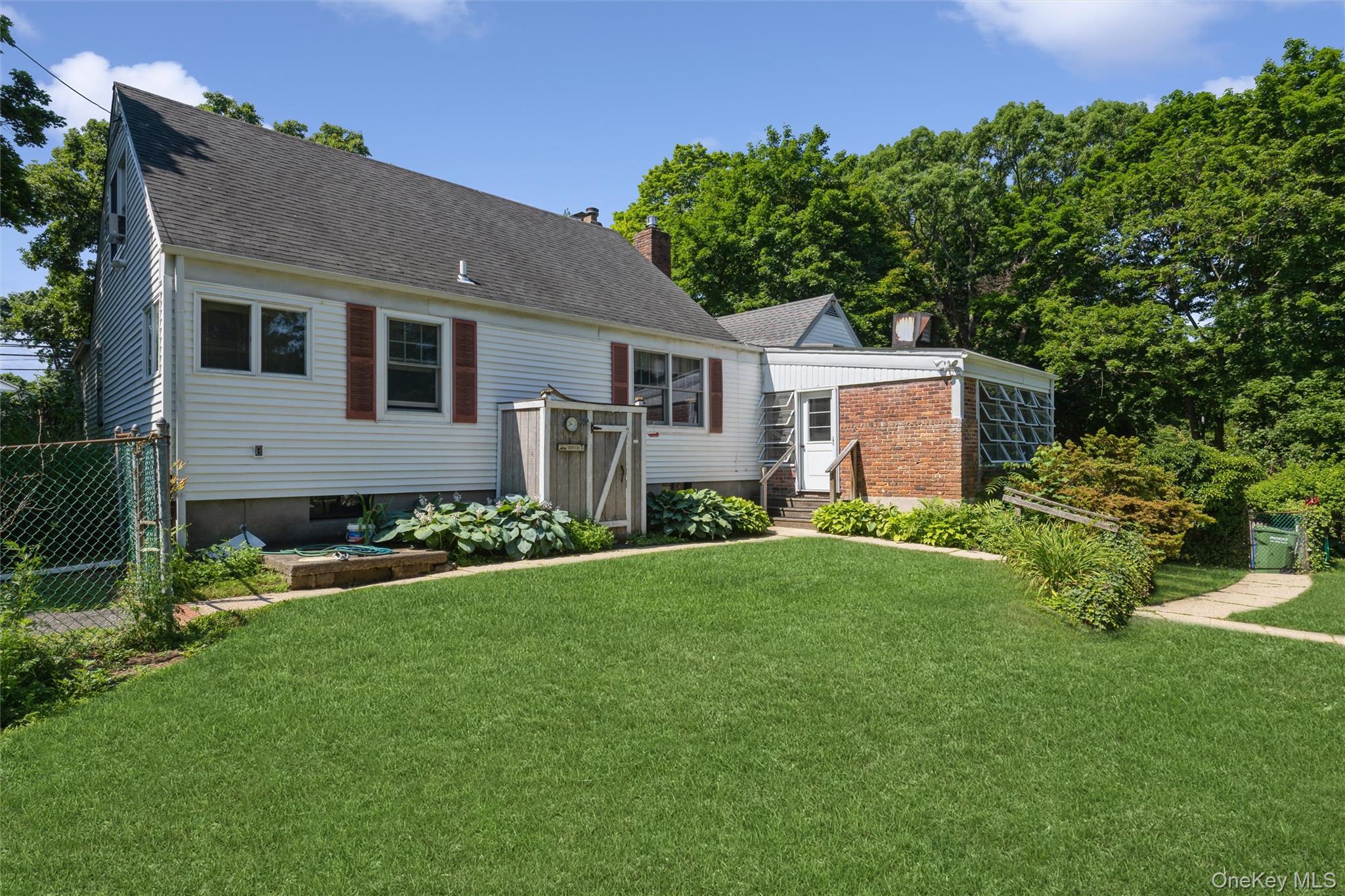199 North Country Road Port Jefferson, NY 11777 - Photo 38 of 42