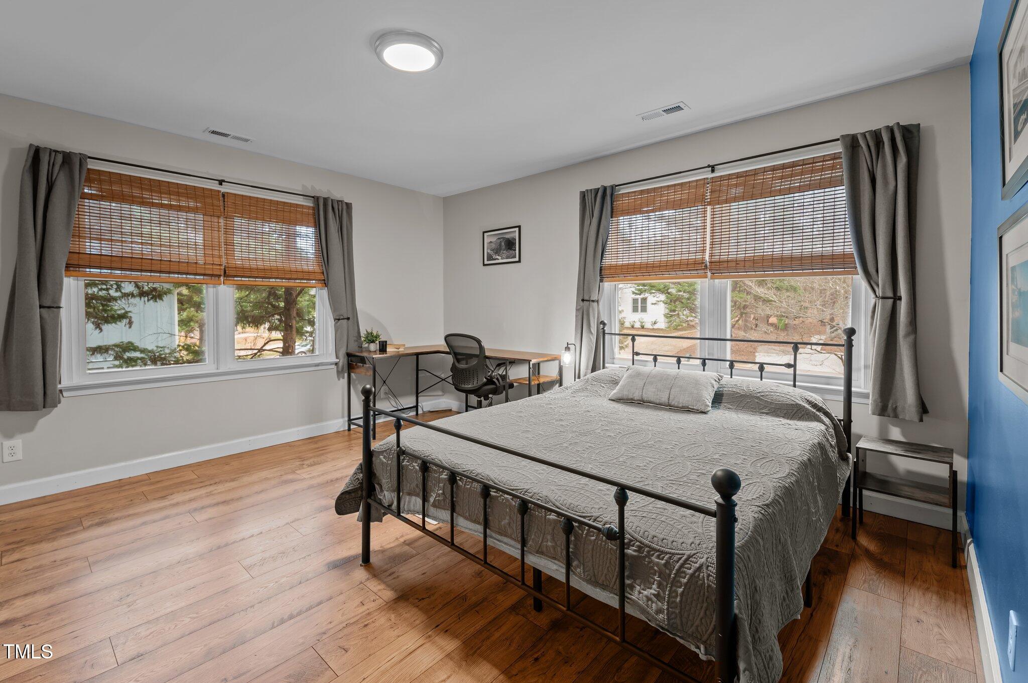 5905-5907 Applewood Lane Raleigh, NC 27609 - Photo 13 of 41 51-web-or-mls-DSC_8161