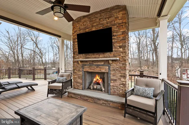 $865,000 | 3421 Pin Oak Lane, Chalfont, PA 18914