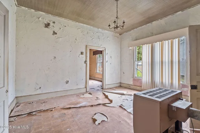 $51,000 | 807 West St James Street, Tarboro, NC 27886