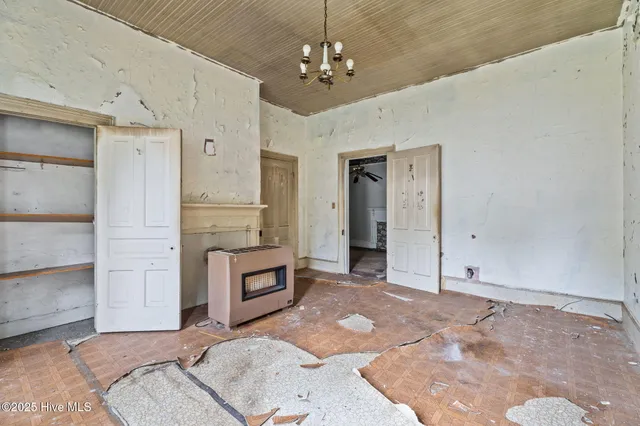 $51,000 | 807 West St James Street, Tarboro, NC 27886