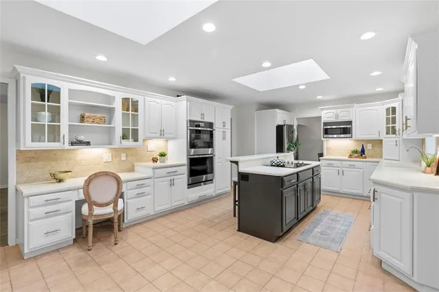 $729,900 | 2610 Cedarvue Drive, Pittsburgh, PA 15241