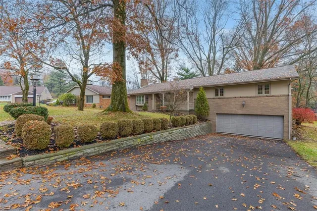 $729,900 | 2610 Cedarvue Drive, Pittsburgh, PA 15241