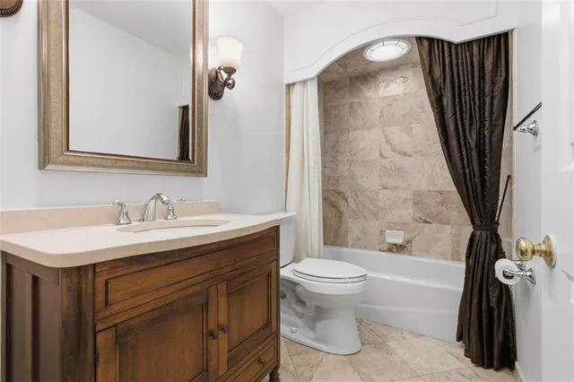 $729,900 | 2610 Cedarvue Drive, Pittsburgh, PA 15241