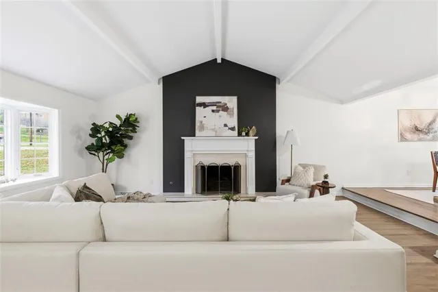 $729,900 | 2610 Cedarvue Drive, Pittsburgh, PA 15241