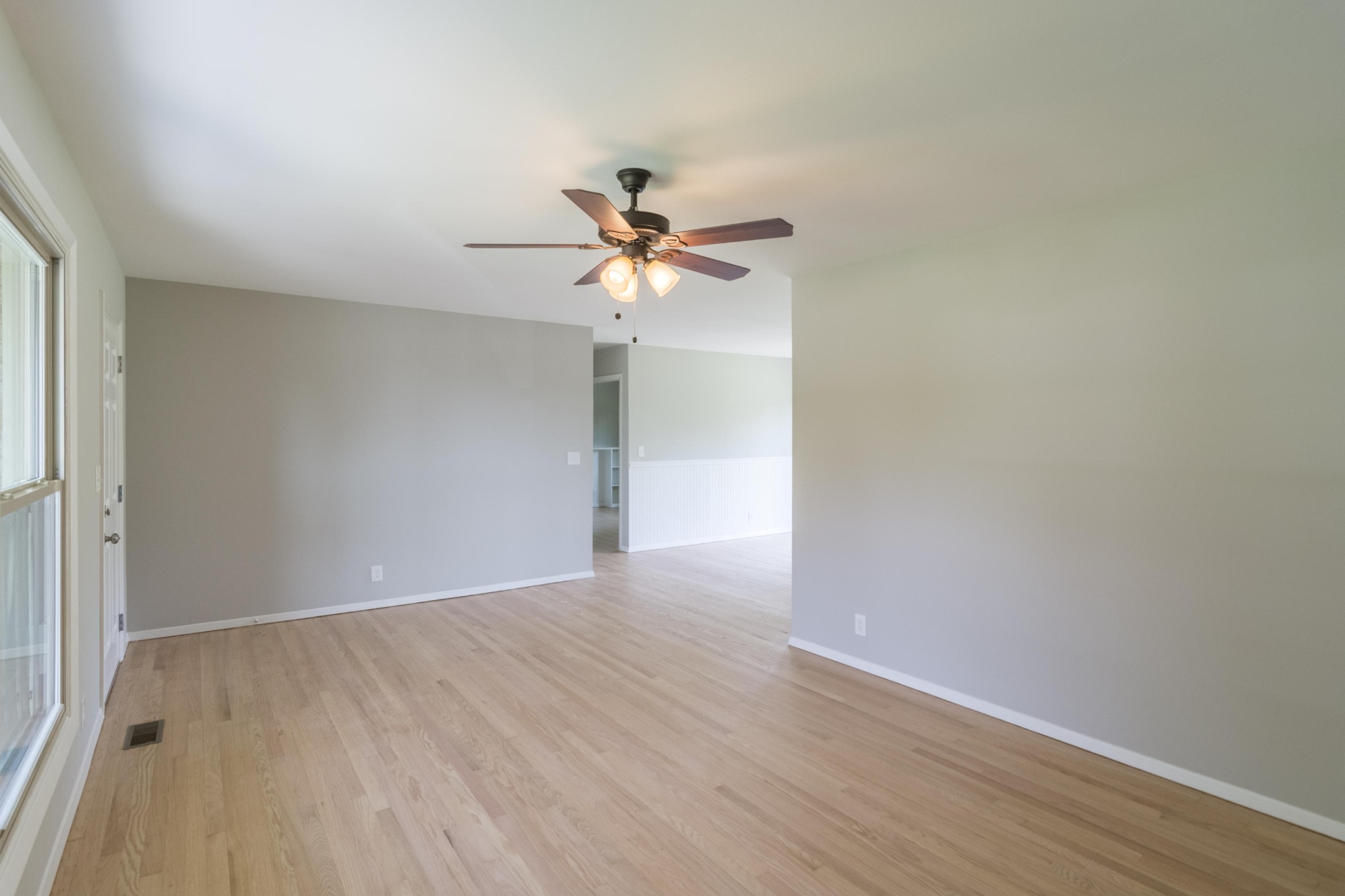 4309 Royalview Road Knoxville, TN 37921 - Photo 7 of 29 a view of an empty room with a window