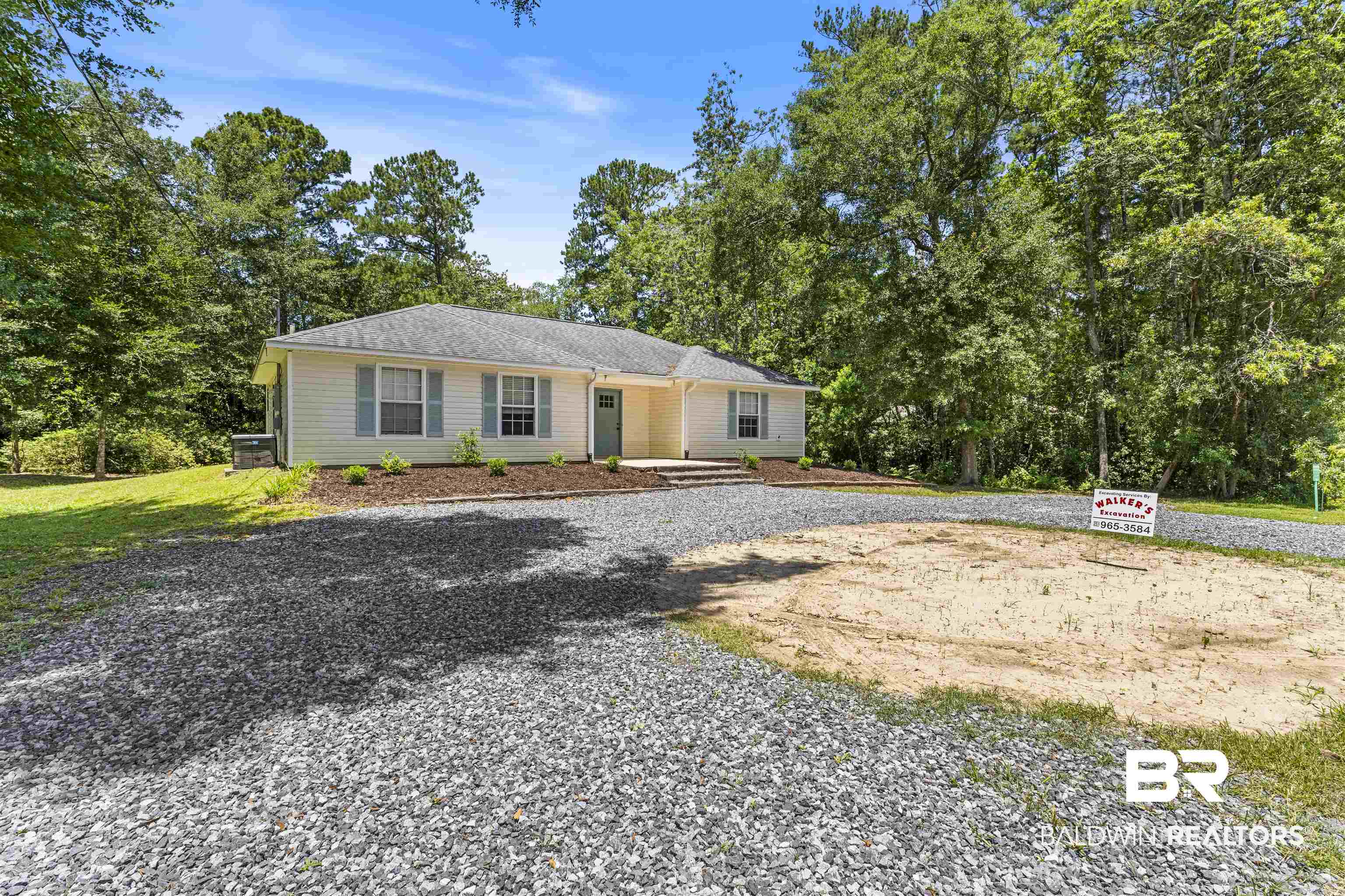 11751 Monarch Circle Foley, AL 36535 - Photo 3 of 35
