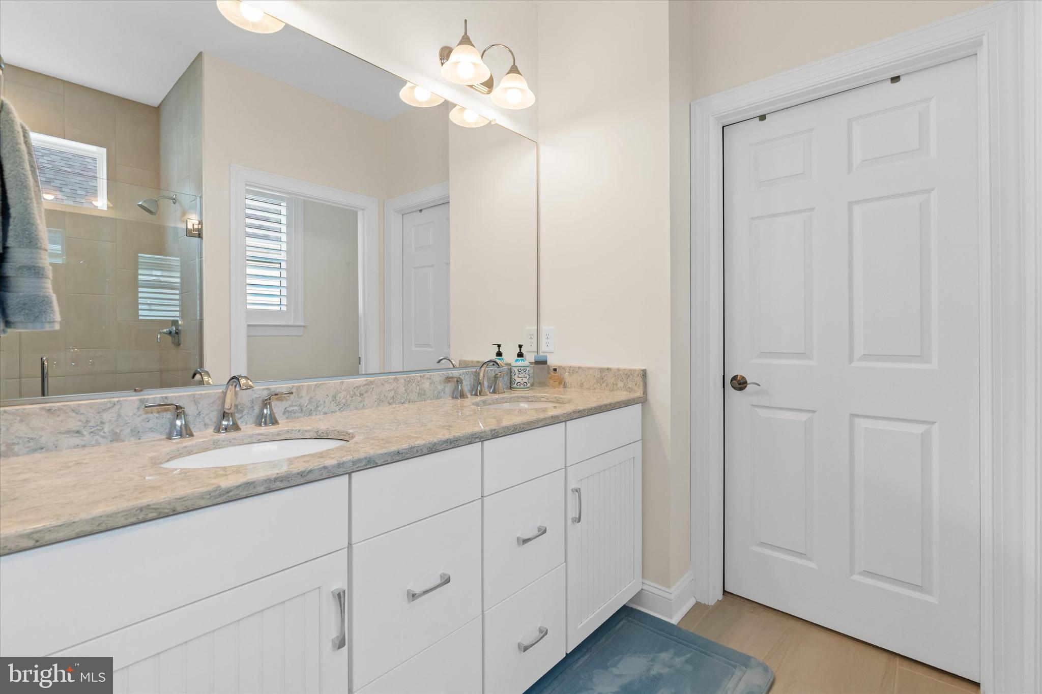 102 Rittenhouse Drive Dover, DE 19904 - Photo 20 of 41 Owners Bathroom