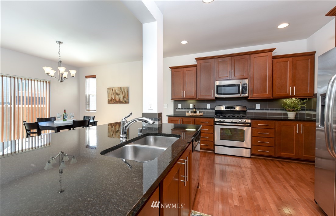 3912 176th Street Southeast Bothell, WA 98012 - Photo 11 of 25
