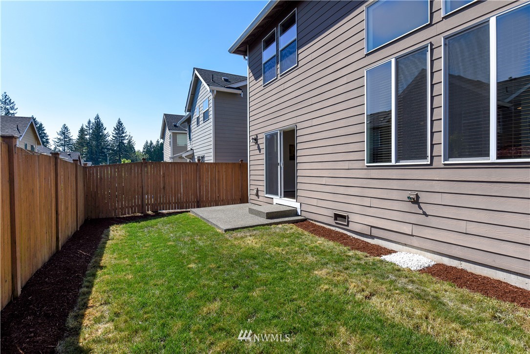 3912 176th Street Southeast Bothell, WA 98012 - Photo 8 of 25