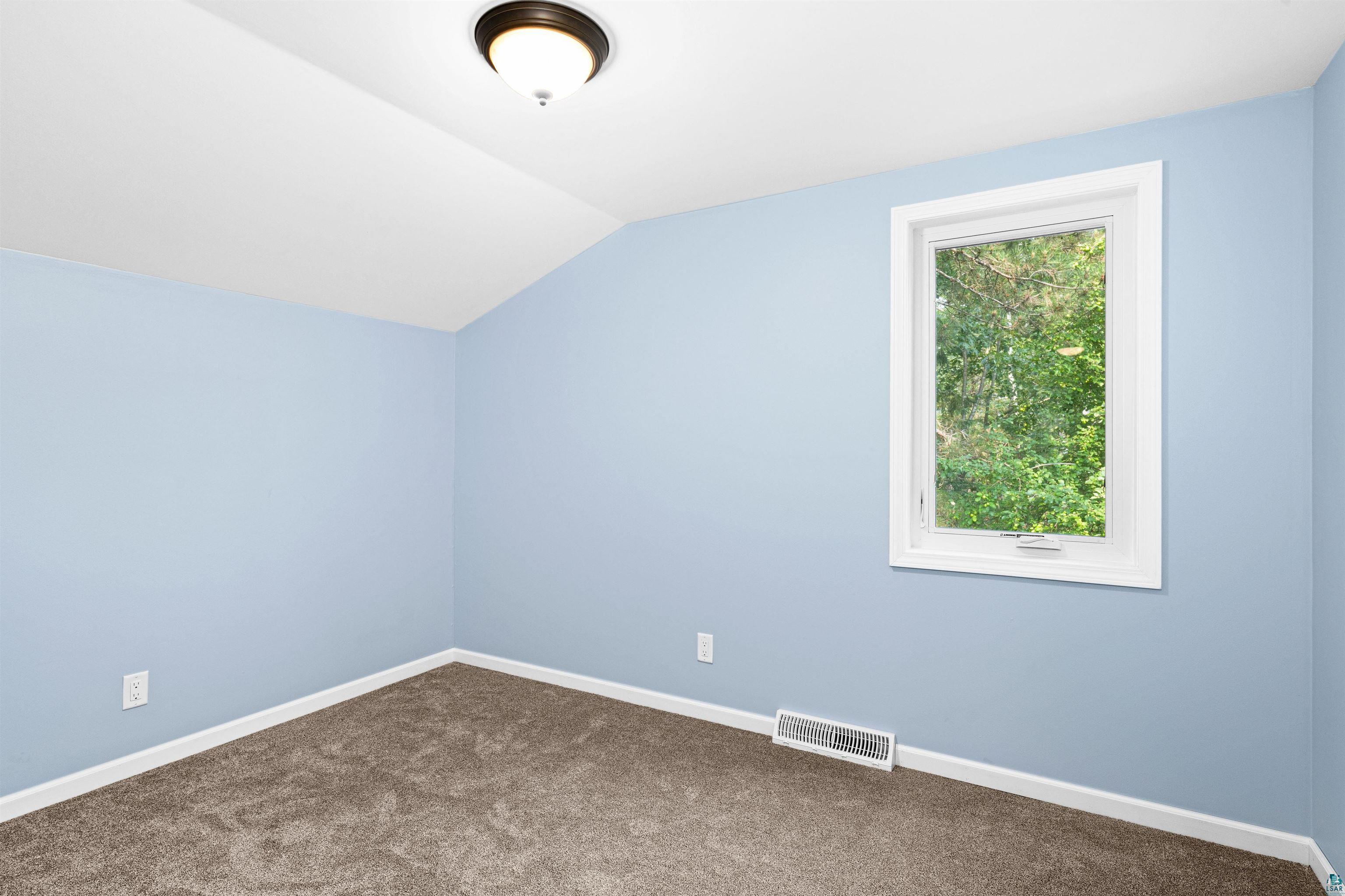 29 Ridge Road Esko, MN 55733 - Photo 22 of 59