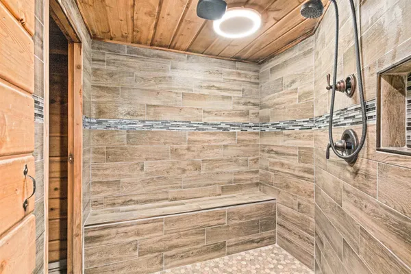 $594,000 | 29 Ridge Road, Esko, MN 55733