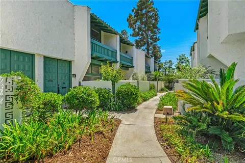 $1,150,000 | 4938 McConnell Avenue, Los Angeles, CA 90066